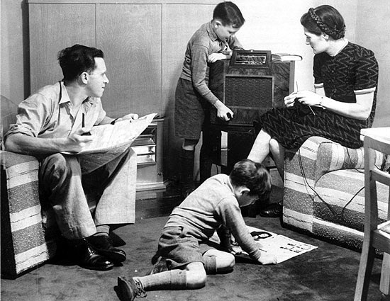 radio_in_living_room.jpg